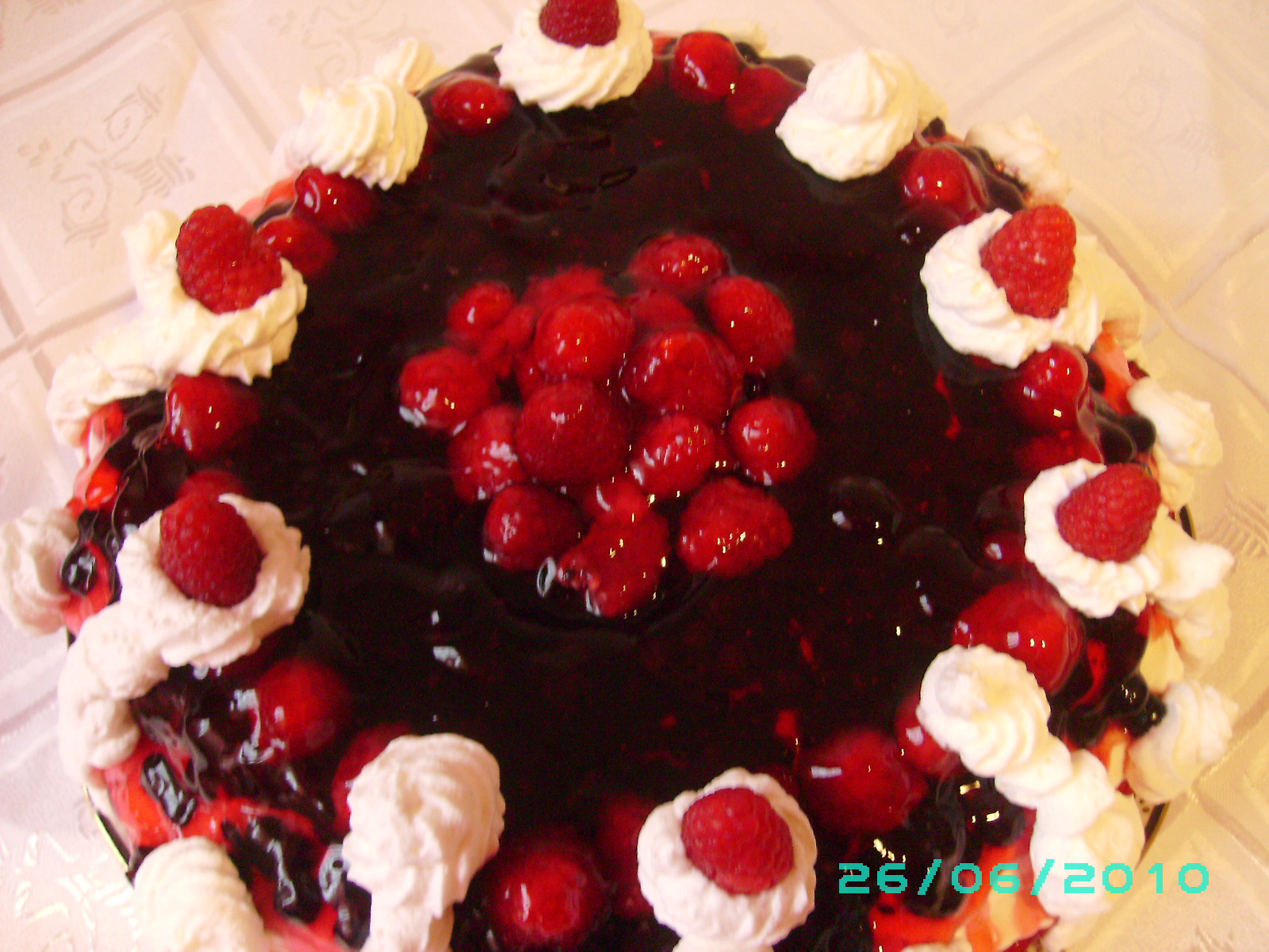 Tarta cu afine,zmeura si mascarpone