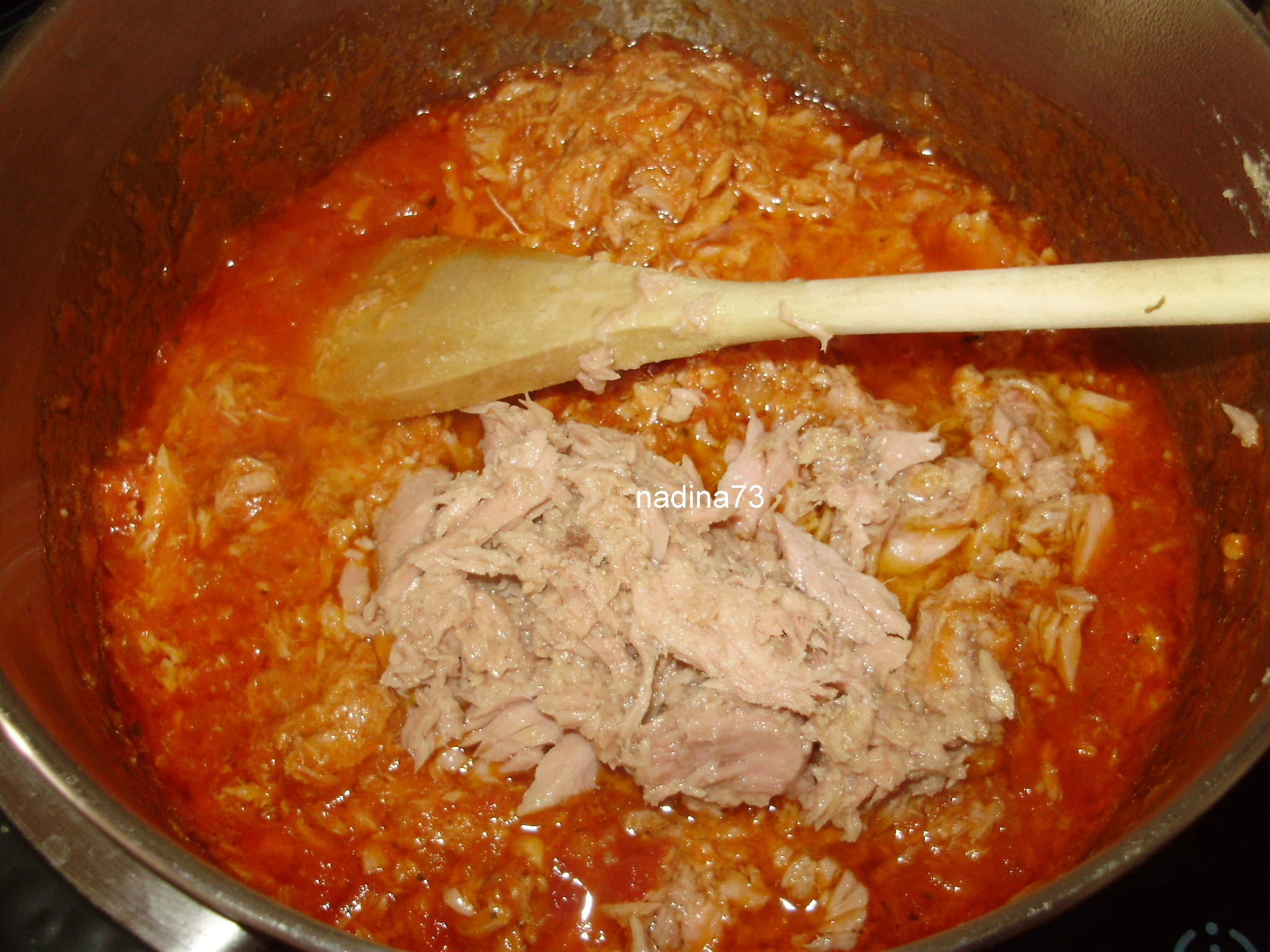 Farfalle cu ton