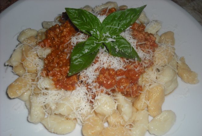 Gnocchi albi si  galbeni