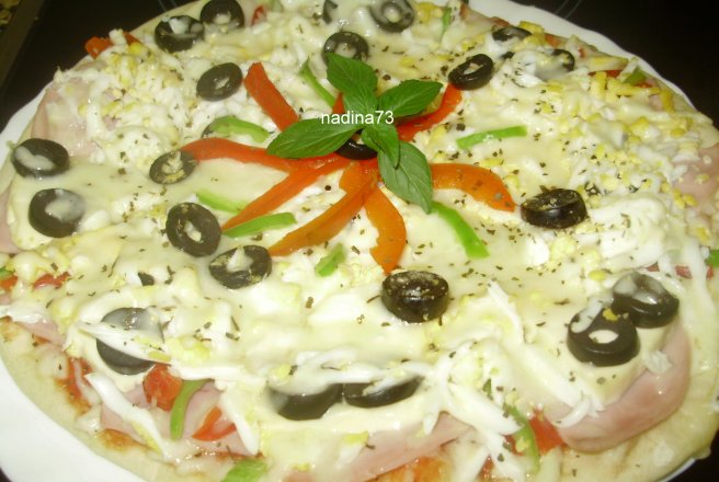 Pizza "Bomba de calorii"