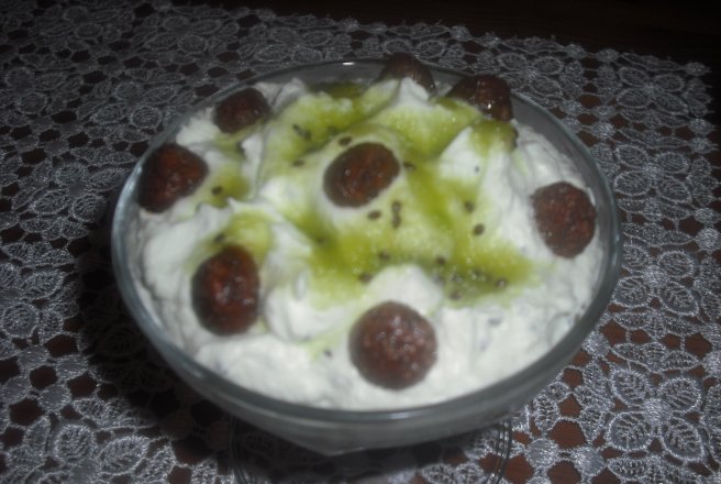 Mousse de kiwi cu cereale