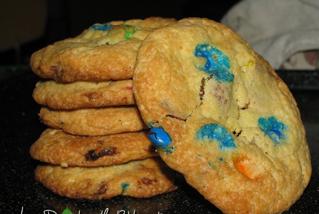 White&Milk Chocolate and M&M's Cookies