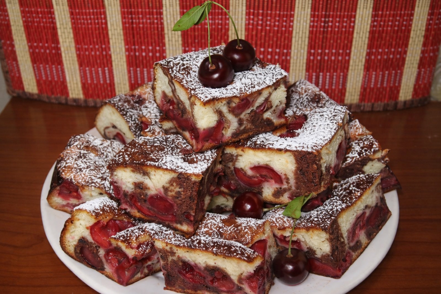 Desert prajitura cu visine