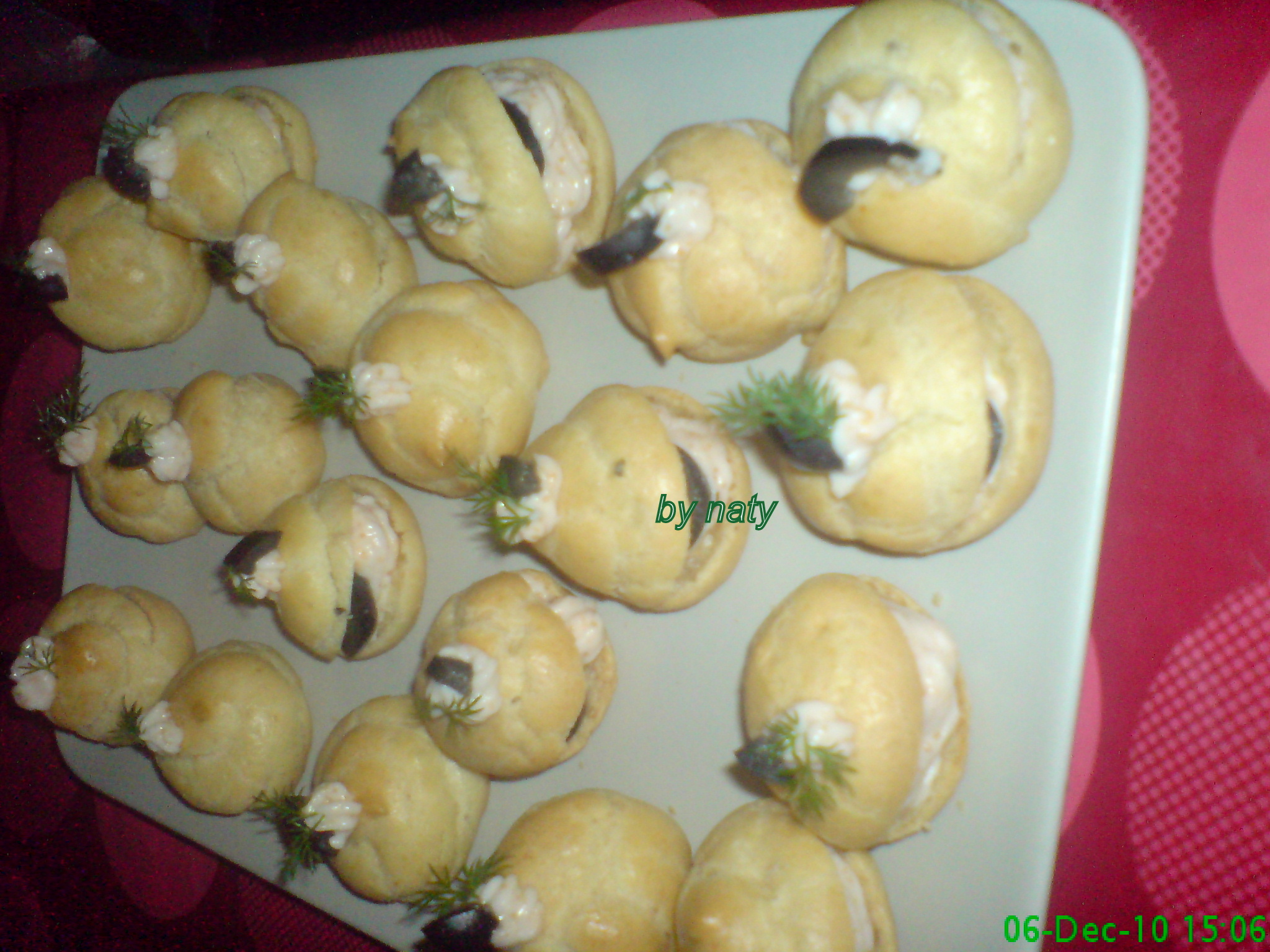 Aperitiv- gogosele cu icre