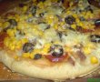 Pizza cu faina neagra-2