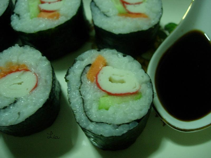 Sushi cu surimi