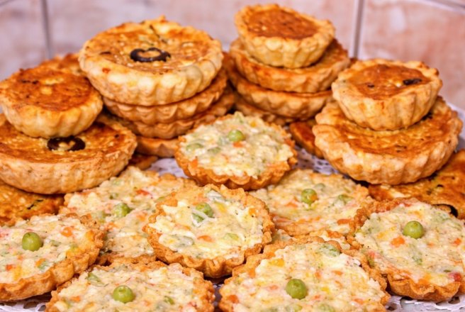 Cosulete aperitiv cu branza si masline