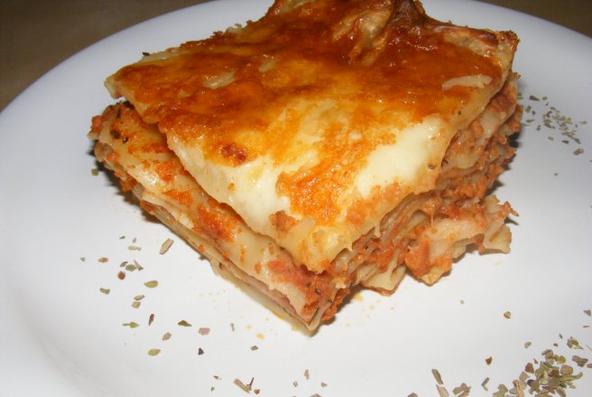 Lasagna delicioasa