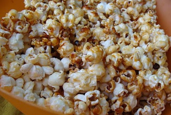 Popcorn caramel - cea mai simpla si rapida metoda