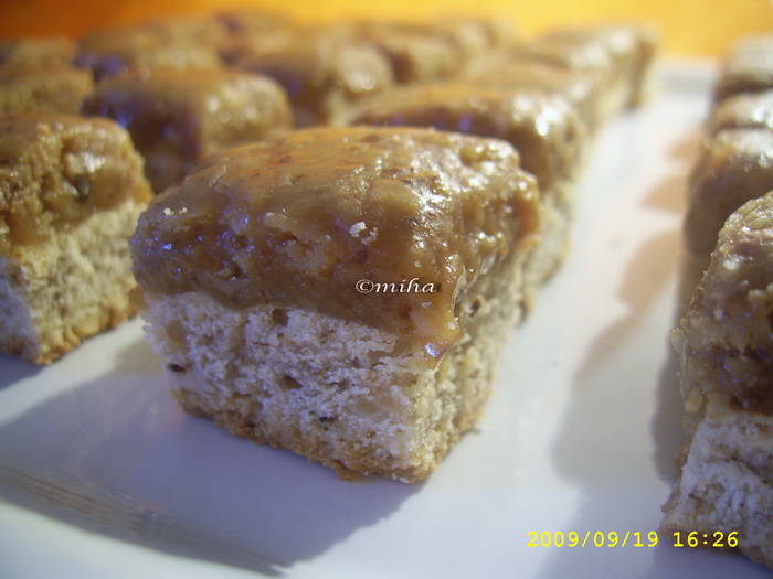 Cubulete cu caramel