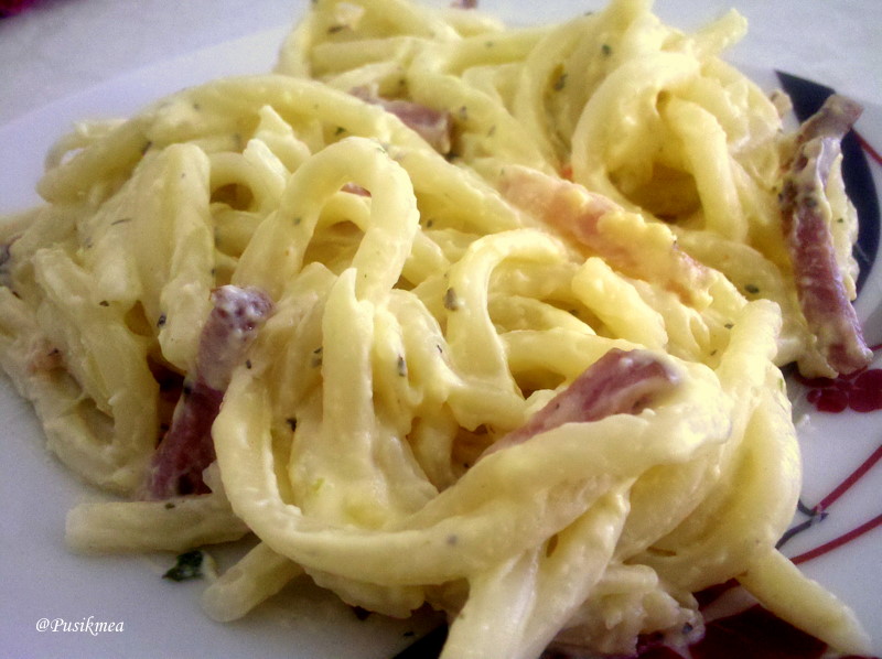 Spaghete carbonara, reţetă adaptata