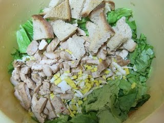 Salata Caesar cu pui