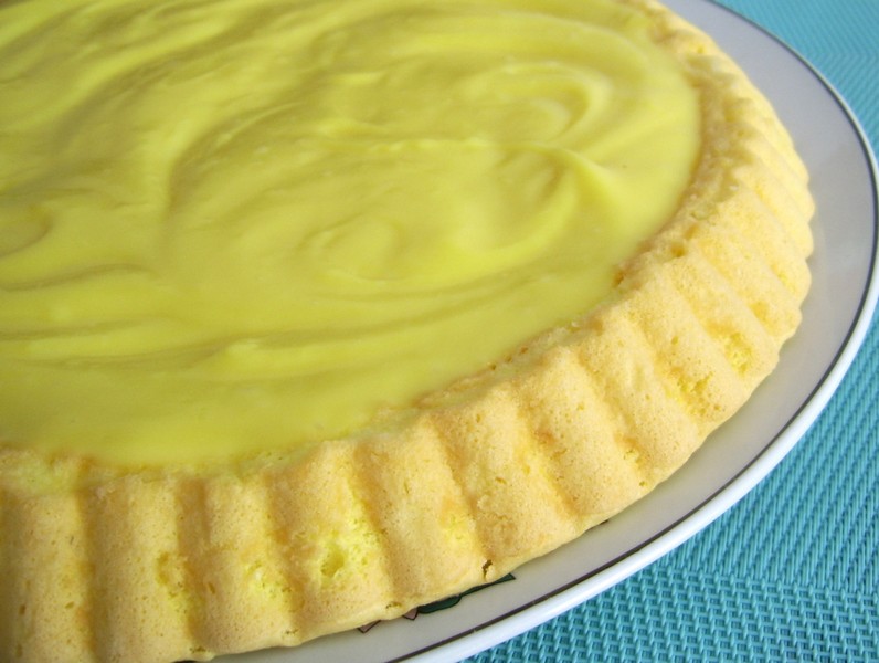 Tarta cu capsuni si crema de vanilie