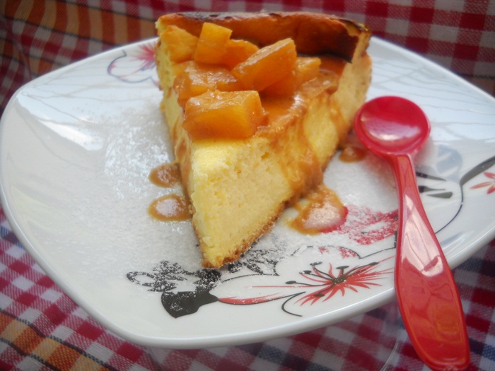 Cheesecake cu ananas caramelizat