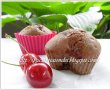 Muffins cu cacao si visine-4