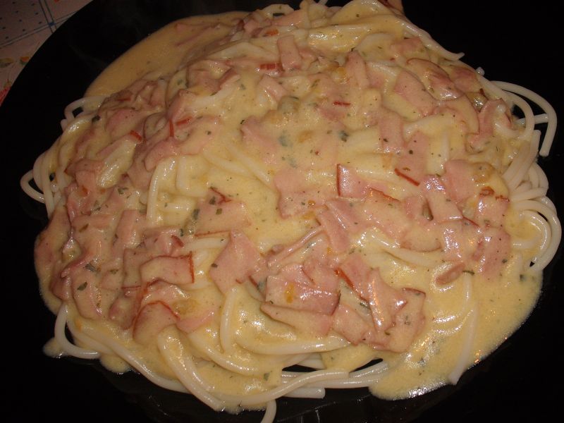 Spaghete carbonara, reţetă adaptata