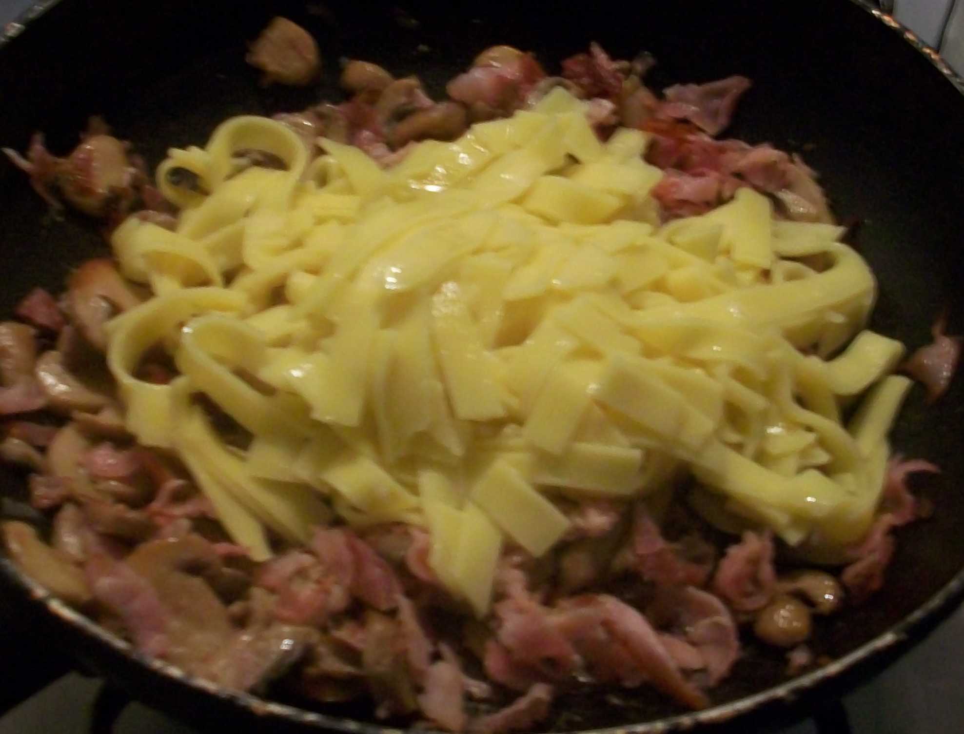 Pasta Carbonara (reteta dietetica)