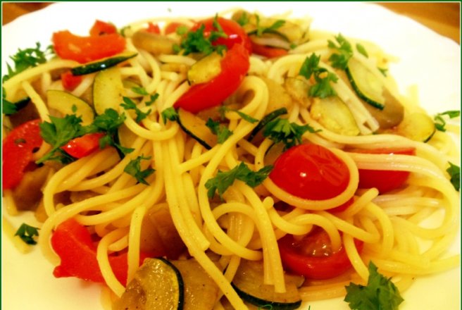 Spaghetti cu legume la gratar