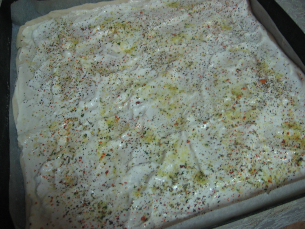 Placinta alsaciana( tarte flambée)