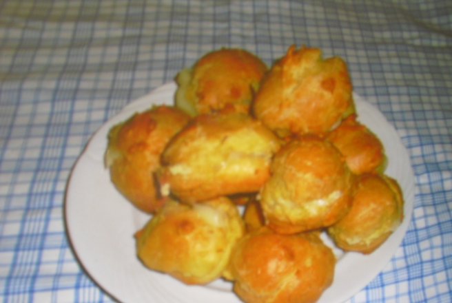 Choux a la crème ( Mini Eclere)