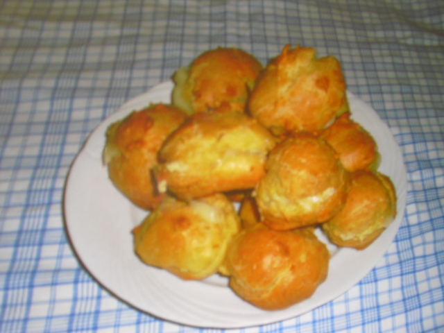 Choux a la crème ( Mini Eclere)