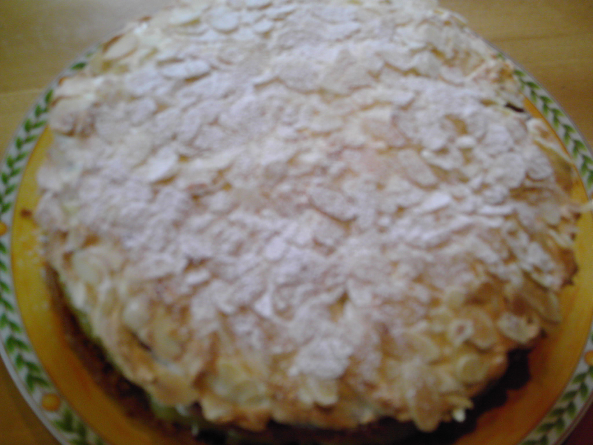 Tort cu mere si frisca(Apfel Torte mit Baiserhaube)