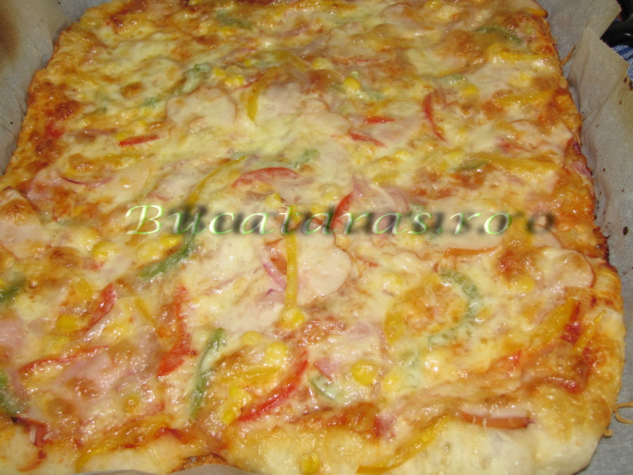 Pizza cu blat pufos, fara framantare