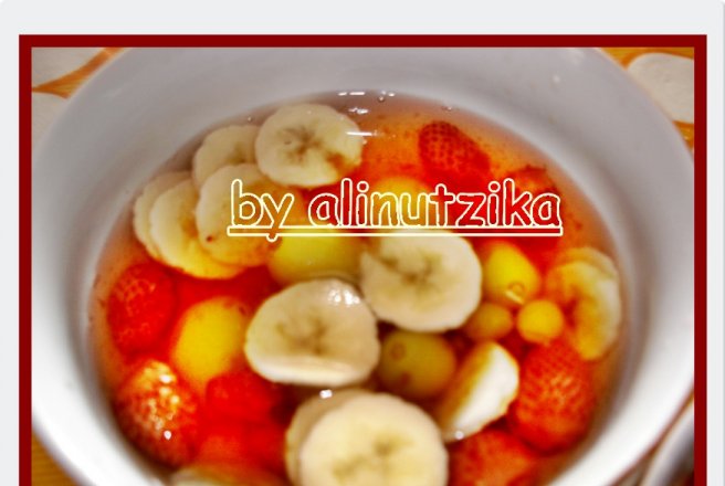 Salata de fructe din compot  + banane