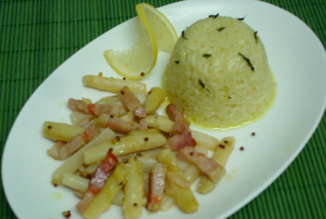 Salata de sparanghel cu bacon