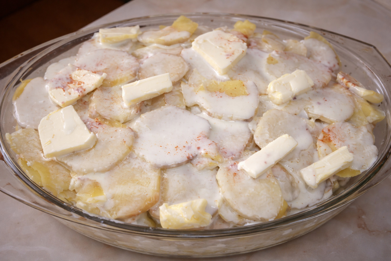 Cartofi cu piept de pui gratinati