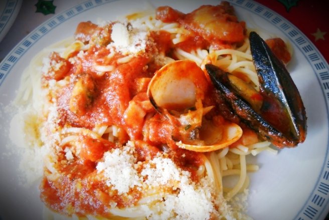 Spaghetti cu fructe de mare