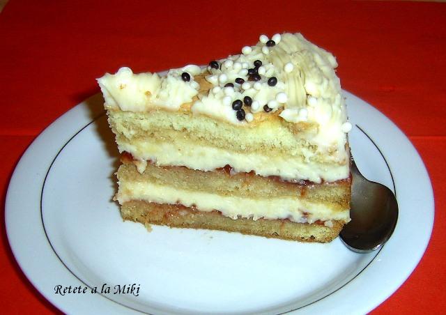 Tort cu crema de sampanie