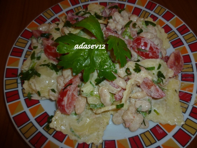 Salata de fasole boabe cu ravioli