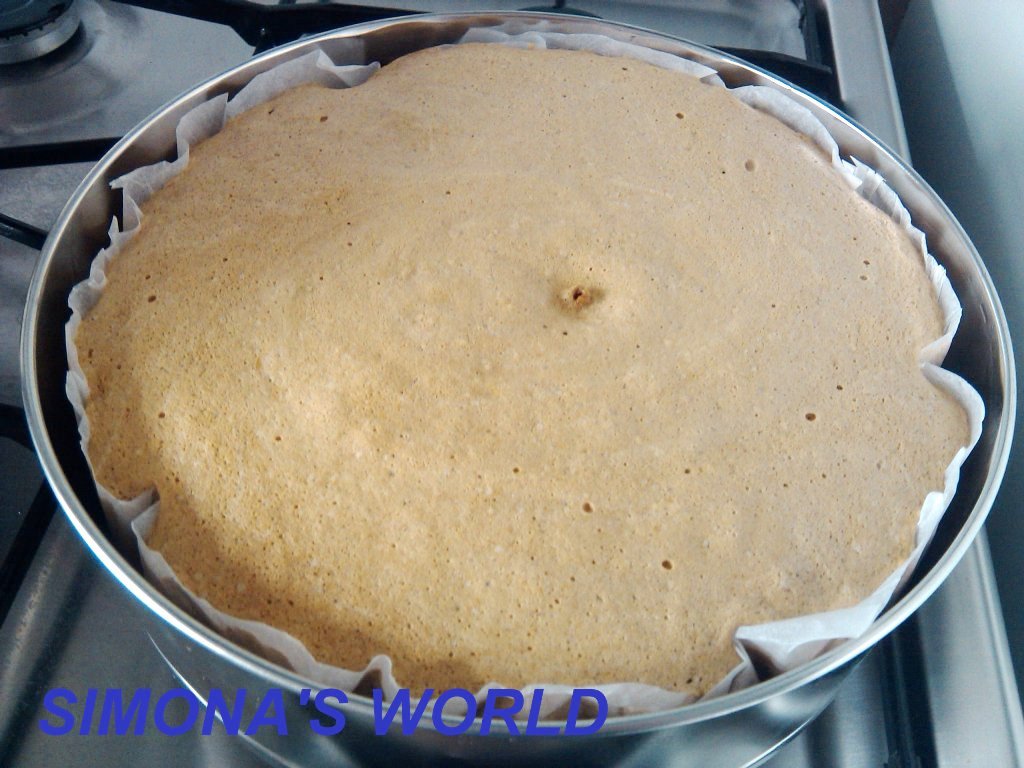 Tort cu crema de smantana