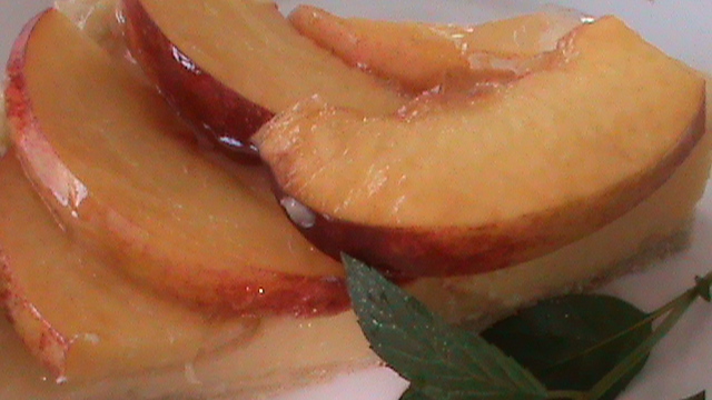 Tarta cu nectarine