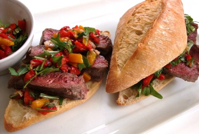 Sandwich cu steak de vita