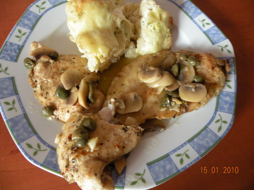 Chicken Piccata(piept de pui cu unt,lamaie,capere)