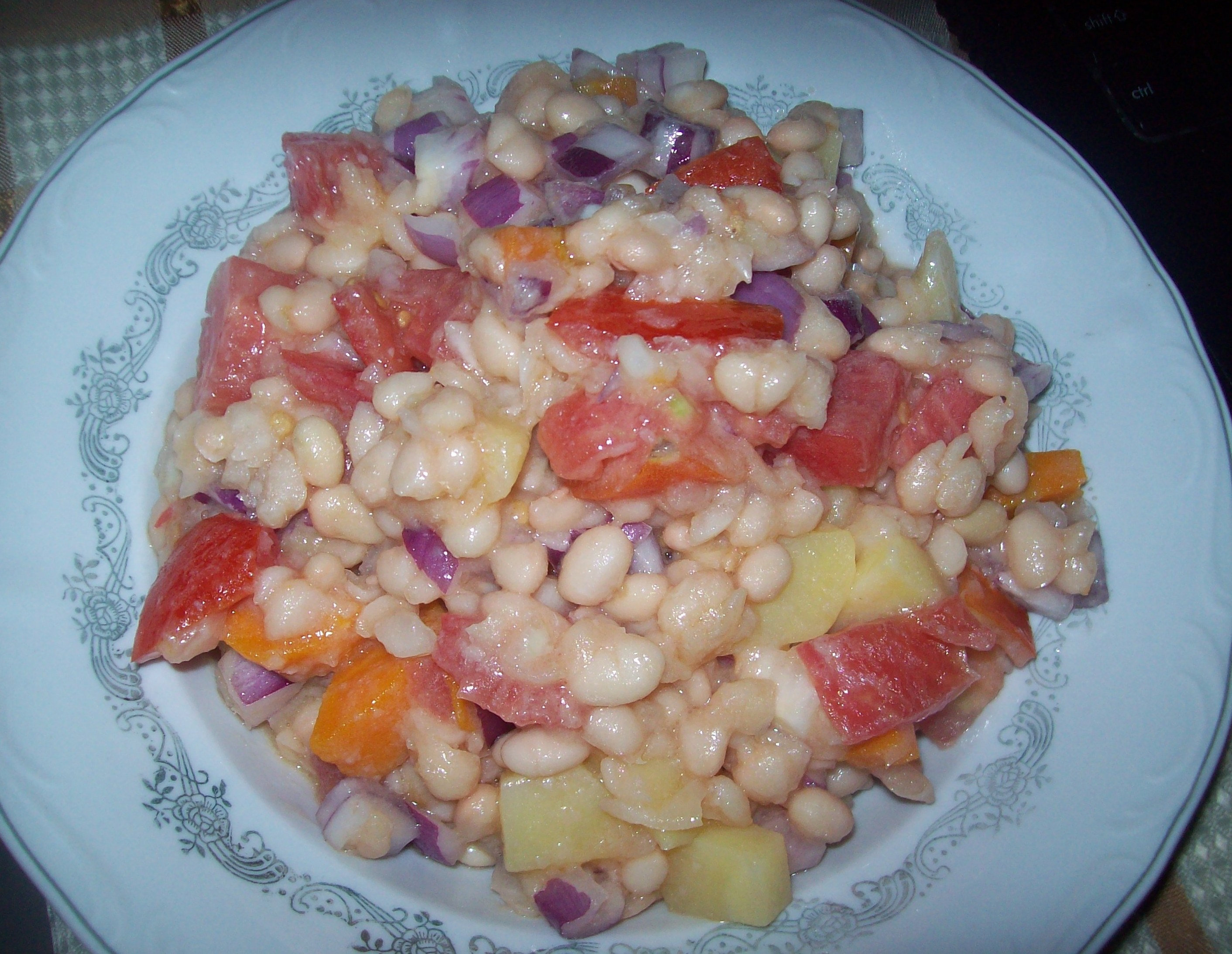 Salata de fasole alba