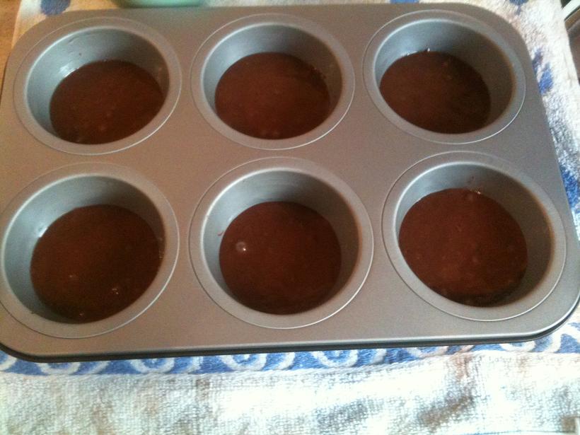 Muffins cu ciocolata si stafide