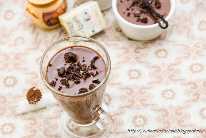 Mousse de ciocolata cu dovleac si fleur de sel