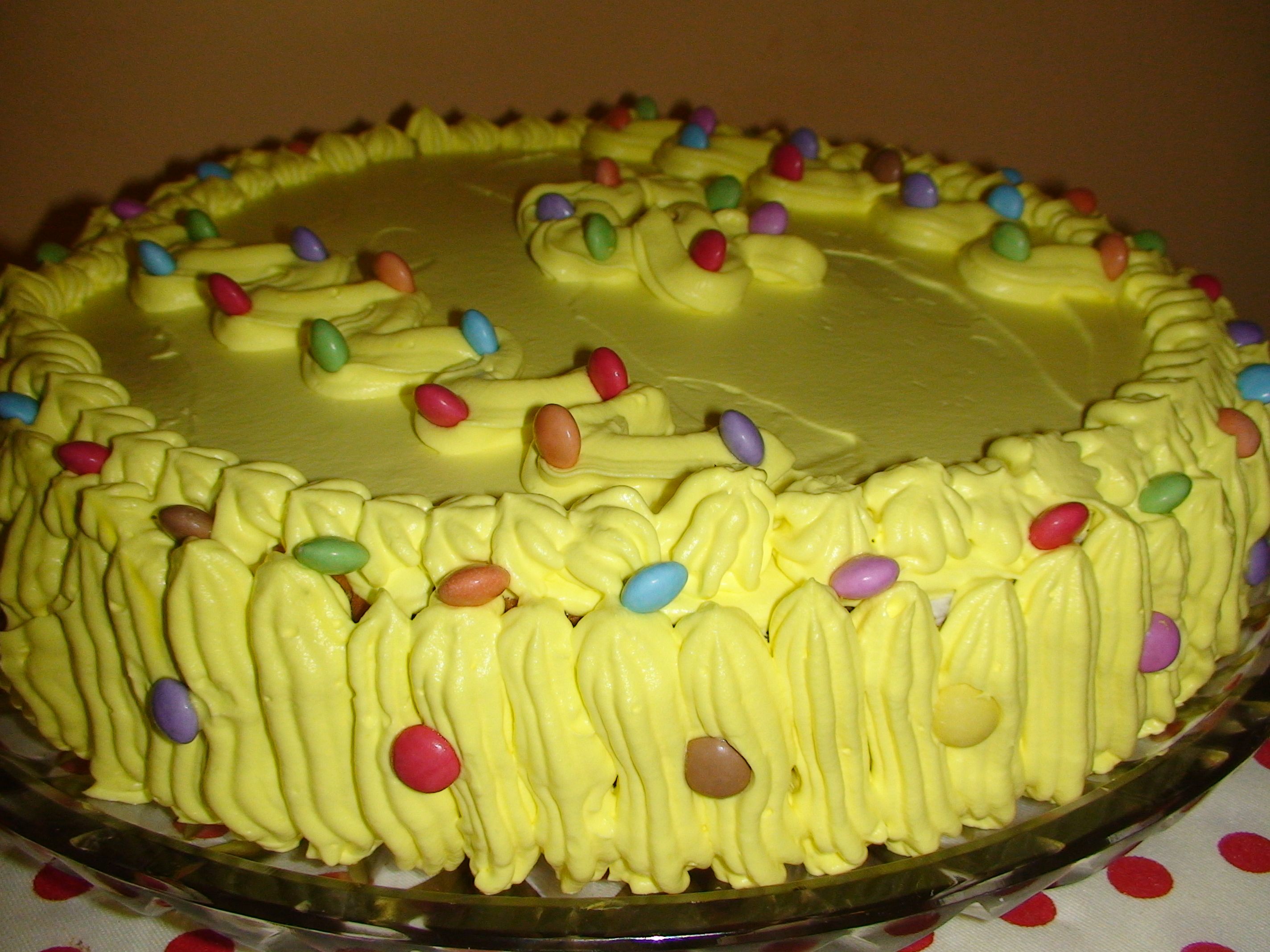 Tort cu crema de caramele