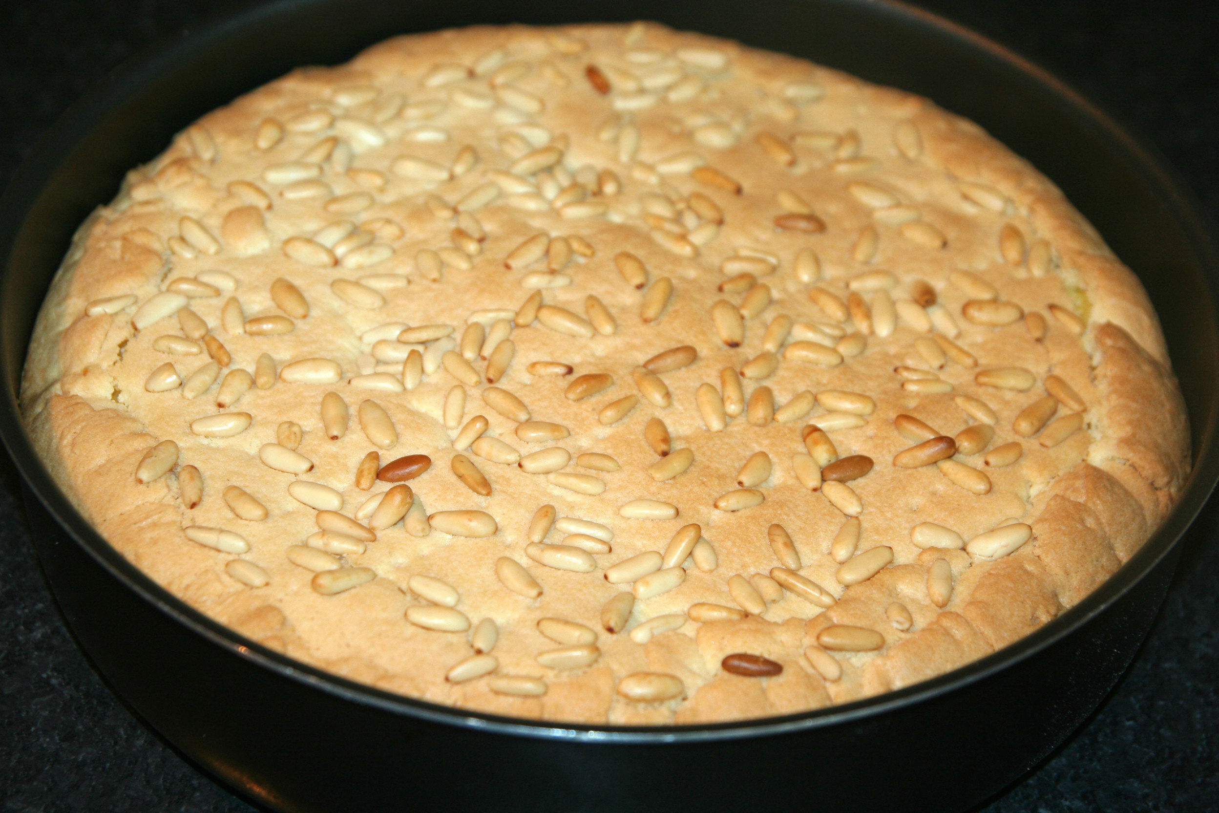 Torta della nonna (Tarta bunicii)