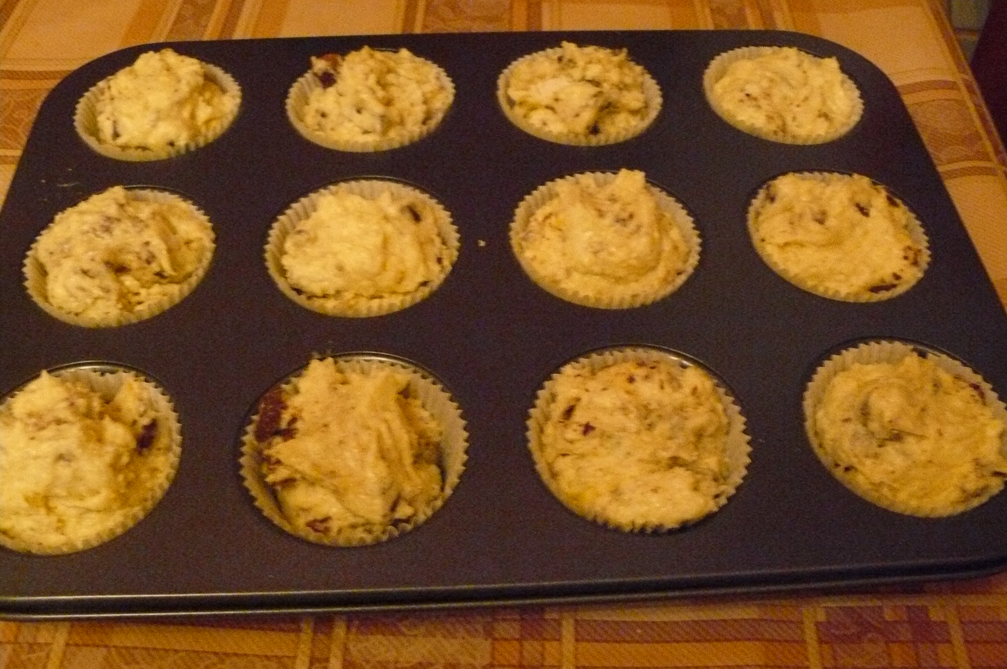 Muffins cu bucăţi de ciocolată