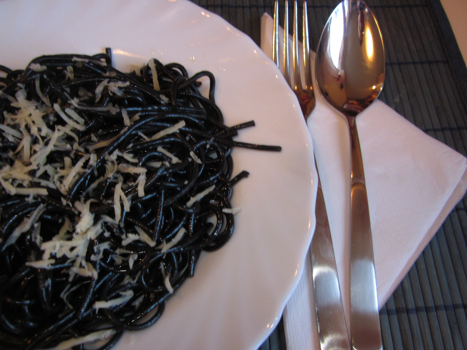 Spaghete negre