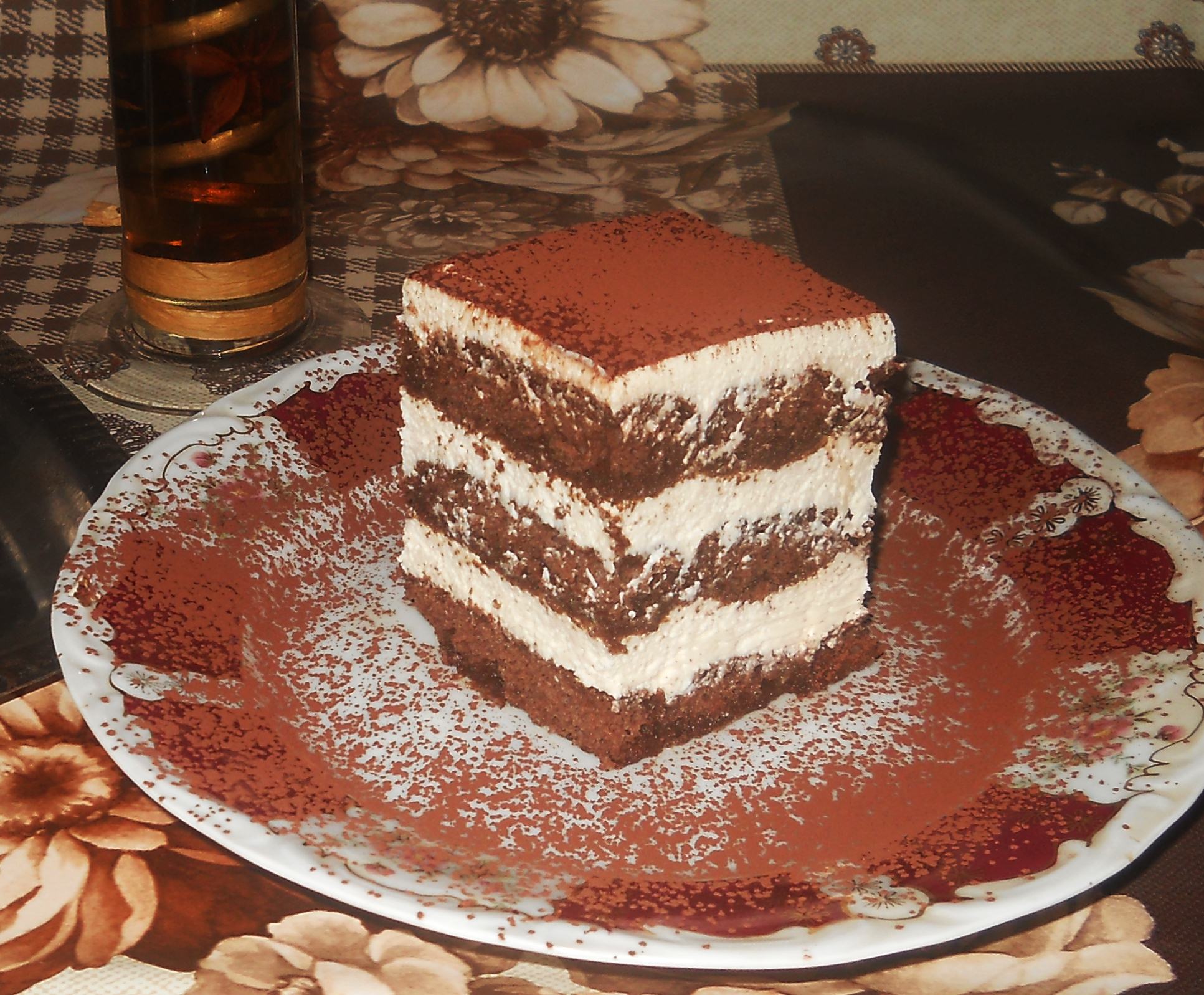 Tiramisu reţetă originala, cu frisca, mascarpone si cafea