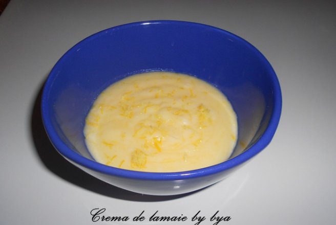 Crema de lamaie