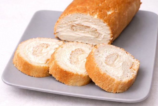 Rulada din albusuri cu crema de vanilie