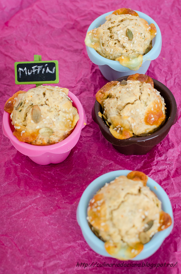 Mozzarella & herbs muffins