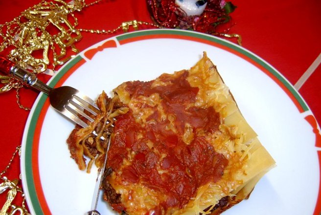 Lasagna cu carne si sos de rosii