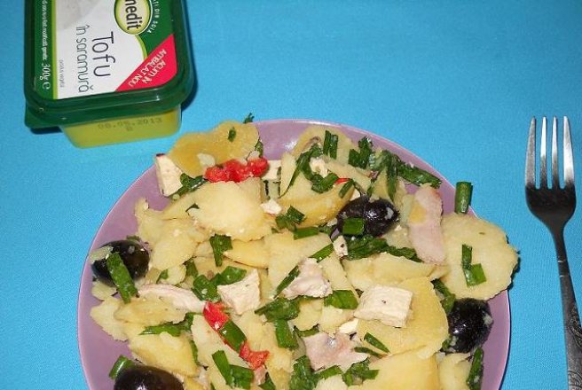 Salata de cartofi cu tofu